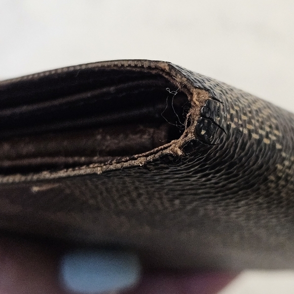 Authentic Louis Vuitton Damier Ebene Marco Bifold Leather Wallet - Picture 6 of 11